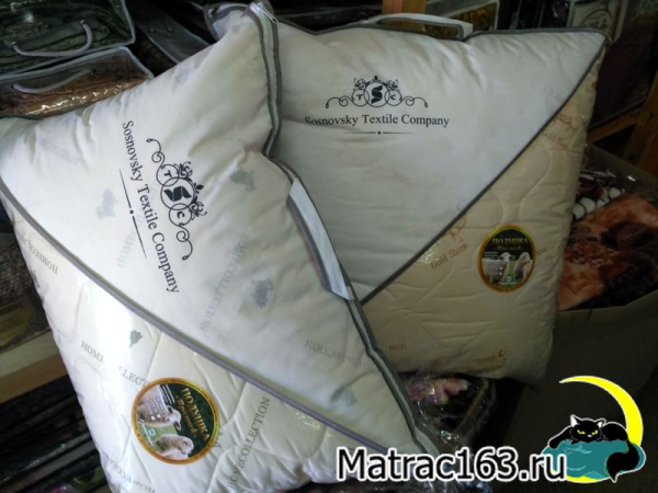 Подушка 70х70 овечья шерсть Престиж